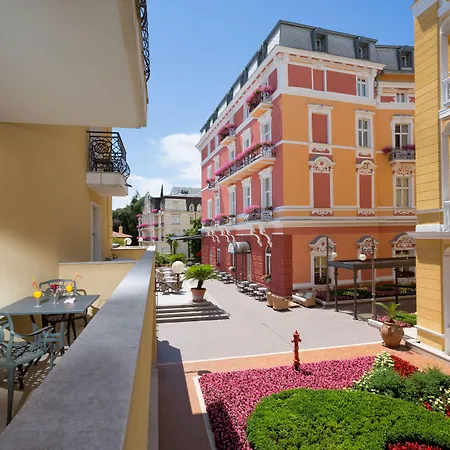 Amadria Park Grand 4 Opatijska Cvijeta Szálloda Abbázia