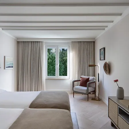 奥帕蒂亚维耶塔阿玛德里亚米勒尼酒店